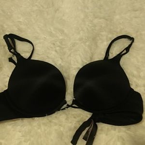 Victoria secret black bombshell